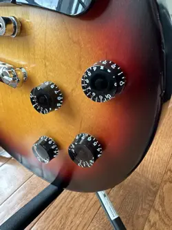 2016 GIBSON LES PAUL STUDIO T - FADED SATIN FIREBURST