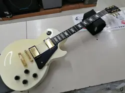 GIBSON LESPAUL STUDIO ELECTRIC GUITAR SAFE DELIVERY FROM JAPAN