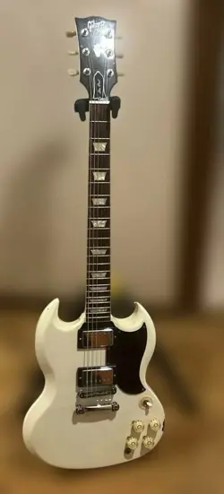 GIBSON LES PAUL ELECTRIC GUITAR FROM JAPAN