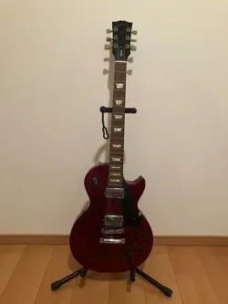 GIBSON LES PAUL ELECTRIC GUITAR WINE RED W/HARD CASE FROM JAPAN
