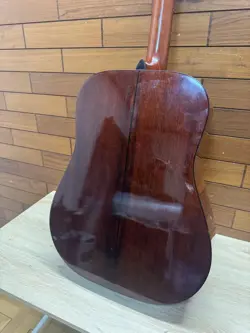 GUITAR J-50