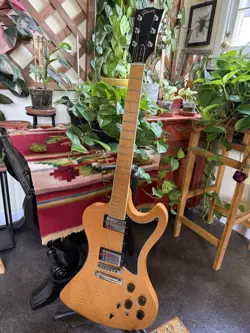 CUSTOM SOLID