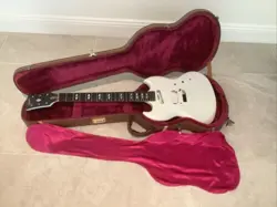 ELECTRIC GUITAR FRAME