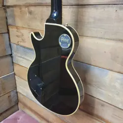 BLACK W/ HARD