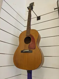 VINTAGE 1967 GIBSON LG-0 ACOUSTIC GUITAR