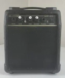 MAESTRO BY GIBSON ELECTRIC GUITAR AMPLIFIER GM-05 TESTED WORKING