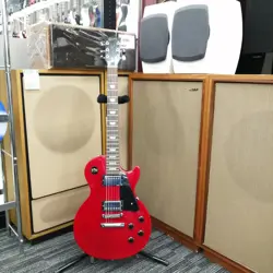 GUITAR USED