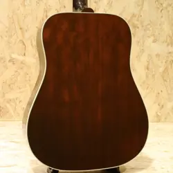 2012 USED ACOUSTIC