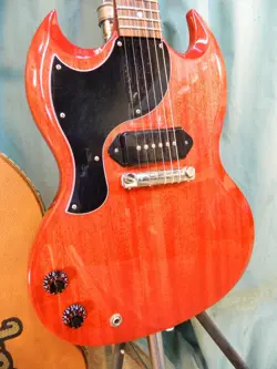 SG JUNIOR LEFTY