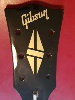 TO GIBSON HEADSTOCK