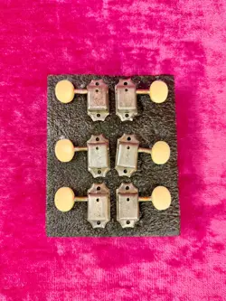 TUNERS PLASTIC TIP-VINTAGE