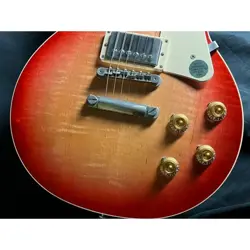 GUITAR LES POLE