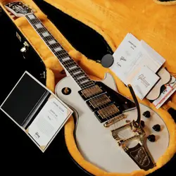 WHITE 741061