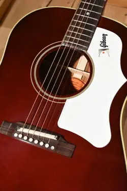 GIBSON 1960S J-45 ORIGINAL ADJ WINE RED