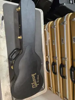 GIBSON CUSTOM SHOP 61 62 63 RI VOS SG . STANDARD HARDSHELL GUITAR CASE