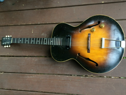 ELECTRIC GUITAR HOLLOWBODY~