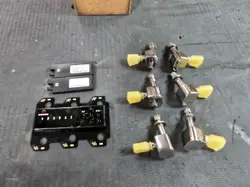 GIBSON TRONICAL 6 GUITAR TUNERS E-TUNE 2 BATTERY NO CHARGER