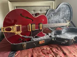 GIBSON ES-135 GOLD HARDWARE W/ BIGSBY TREMELO