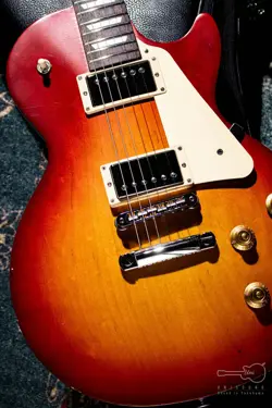 GIBSON LES PAUL TRIBUTE / 2022