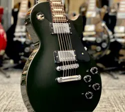 USED 1996 MAPLE+MAHOGANY