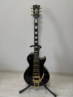 CUSTOM BLACK SOUND