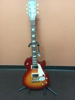 2020 GIBSON LES PAUL TRIBUTE ELECTRIC GUITAR W/CASE (ML1074456)