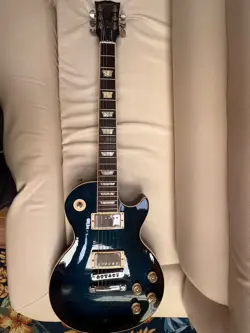 ?? GIBSON LES