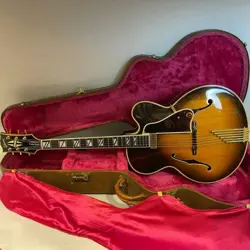 TRIGGS LABEL SUNBURST