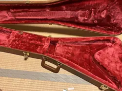 GUITAR MINT CONDITION