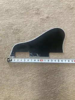 9ES-335PICKGUARD NO