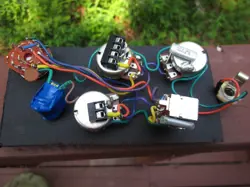 GIBSON EB-3  SOLDERLESS HARNESS JACK BRUCE MODE BOURNS POTS CUSTOM KELLINGSOUND