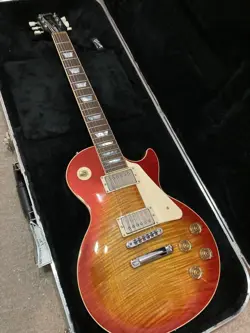 ELECTRIC GUITAR GIBSON STANDARD 2015 CHERRY SUNBURST MADE IN USA & HARD CASE