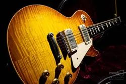 GIBSON CUSTOM SHOP HISTORIC COLLECTION 1958 LES PAUL REISSUE FIGURED TOP VOS