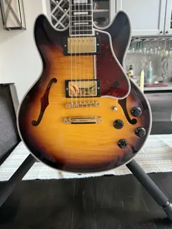 GIBSON CUSTOM SHOP ES 359