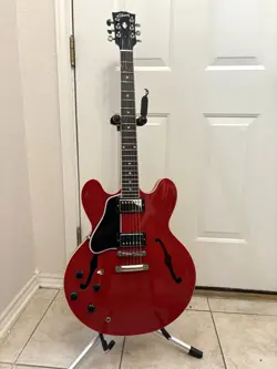 CHERRY RED IN