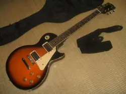 GIBSON MAESTRO ELECTRIC GUITAR LES PAUL
