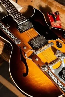 BROWN SUEDE- GIBSON