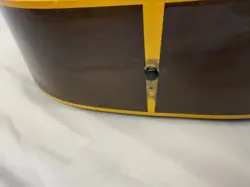 GUITAR SQUARE