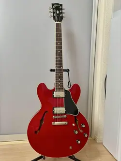 ES335 WITH HARD