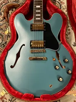 CYAN