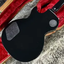 P-90 EBONY 2018