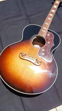 GIBSON SJ-200 STANDARD ACOUSTIC GUITAR SAFE DELIVERY FROM JAPAN