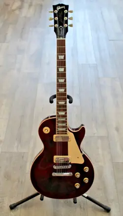30TH ANNIVERSARY GUITAR