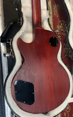 WITH GIBSON HARDSHELL