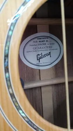 GIBSON USA 11917054 HUMMINGBIRD WALNUT AG
