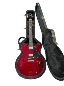 GIBSON ES-335 RED SEMI-HOLLOW WITH HARD CASE FROM JAPAN