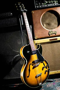GIBSON ES-135/1996 USED ELECTRIC GUITAR