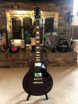 VINTAGE MAHOGANY 2007