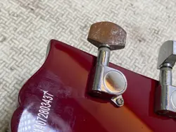 GUITAR SMALL