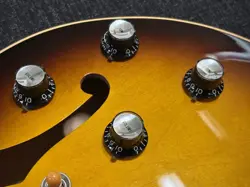 1963 ES-335